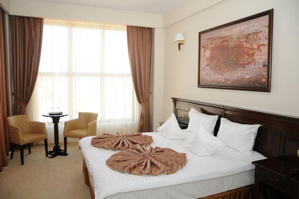 Hotel Rexton Craiova Exteriör bild