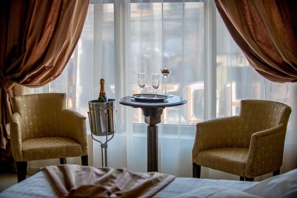 Hotel Rexton Craiova Exteriör bild